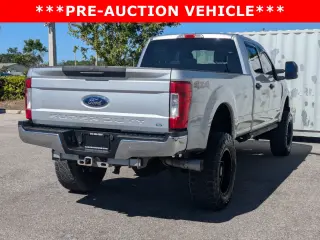 Ford F-250 Super Duty 2018 4x4 XLT 4dr Crew Cab 6.8 ft. SB Pickup