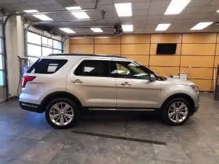 Ford Explorer 2019 Limited 4dr SUV