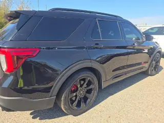 Ford Explorer 2023 AWD ST 4dr SUV