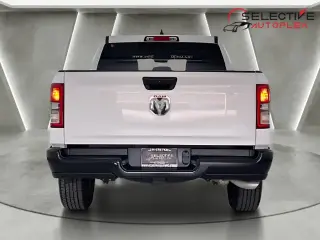 Ram 1500 2023 4x2 Tradesman 4dr Cabina de Tripulação 5.6 ft. SB Pickup