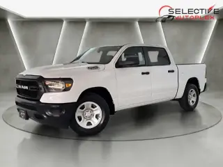 Ram 1500 2023 4x2 Tradesman 4dr Cabina de Tripulação 5.6 ft. SB Pickup