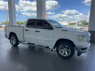 Ram 1500 2023 4x2 Big Horn 4p Cubierta Cuadrada Quad Cab 6.4 ft. CA Camioneta Corta