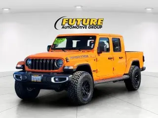 Jeep Gladiator 2025 4x4 Sport 4dr Crew Cab 5.0 ft. SB