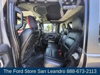 Jeep Wrangler Unlimited 2018 4x4 Rubicon 4p SUV (lanzamiento a mitad de año)