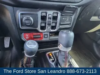 Jeep Wrangler Unlimited 2018 4x4 Rubicon 4p SUV (lanzamiento a mitad de año)