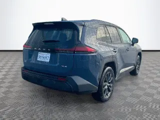 Toyota RAV4 2026 AWD LE 4dr SUV