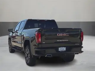 GMC Sierra 1500 2023 4x4 AT4 4dr Crew Cab 5.8 ft. SB