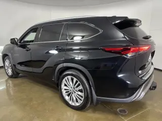 2025 Toyota Highlander