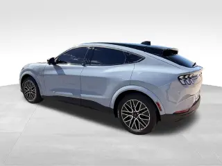 2025 Ford Mustang Mach-E