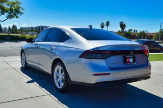 2023 Honda Accord Sedan LX CVT