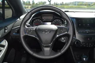 2019 Chevrolet Cruze 4dr HB LT