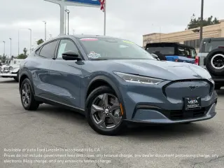 Ford Mustang Mach-E 2023 Select 4dr SUV