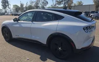 Ford Mustang Mach-E 2023 AWD California Route 1 4dr SUV