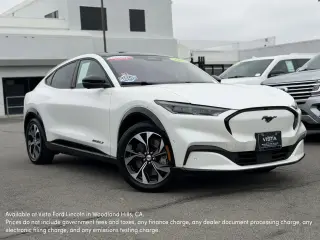 Ford Mustang Mach-E 2023 Premium 4dr SUV
