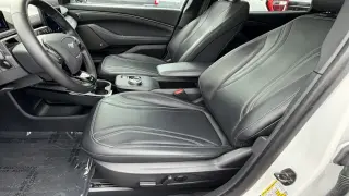 Ford Mustang Mach-E 2023 Premium 4dr SUV