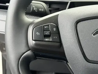 Ford Mustang Mach-E 2023 Premium 4dr SUV