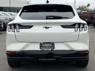 Ford Mustang Mach-E 2023 Premium 4dr SUV