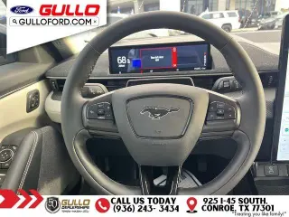 Ford Mustang Mach-E 2023 Premium 4dr SUV