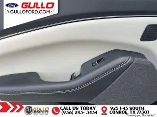 Ford Mustang Mach-E 2023 Premium 4dr SUV