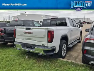 GMC Sierra 1500 Limited 2022 4x4 SLT 4dr Crew Cab 5.8 ft. SB