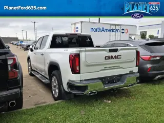GMC Sierra 1500 Limited 2022 4x4 SLT 4dr Crew Cab 5.8 ft. SB
