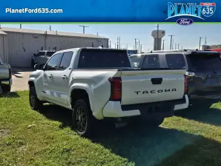Toyota Tacoma 2025 4x2 SR5 4dr Double Cab 5.0 ft SB