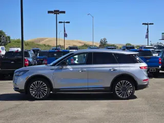 Lincoln Corsair 2022 AWD Reserve 4dr SUV
