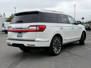 Lincoln Navigator 2021 4x2 Reserve 4dr SUV