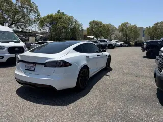 Tesla Model S 2022 AWD 4dr Liftback