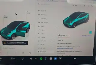 Tesla Model Y 2022 AWD Performance 4dr Crossover