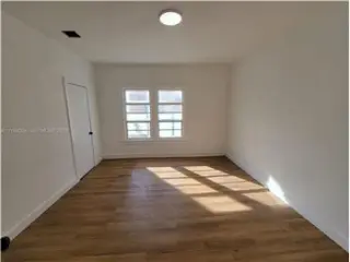 Propiedad de alquiler con 4 dormitorios y 2 baños en Miami