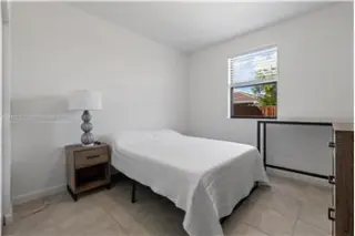Propiedad de alquiler con 5 dormitorios y 2 baños en HOMESTEAD