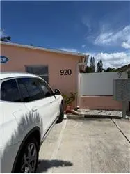 Propiedad de alquiler con 2 dormitorios y 1 baño en LAKE WORTH BEACH
