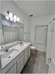Propiedad de alquiler con 3 dormitorios y 2.5 baños en Greenacres
