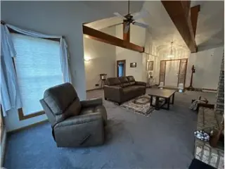 Vivienda en renta de 3 dormitorios y 2 baños en Weirton