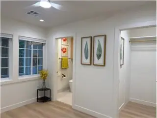 Propiedad de alquiler con 2 dormitorios y 2 baños en Woodland Hills