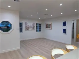Propiedad de alquiler con 2 dormitorios y 2 baños en Woodland Hills