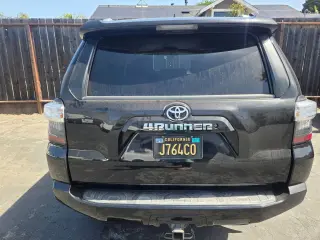Toyota 4Runner 2016 4x4 SR5 4dr SUV