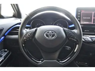 Toyota C-HR 2021 LE 4dr Crossover