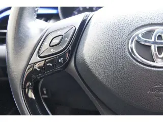 Toyota C-HR 2021 LE 4dr Crossover