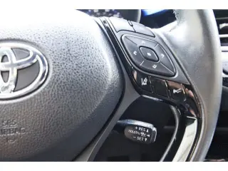 Toyota C-HR 2021 LE 4dr Crossover
