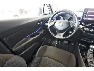 Toyota C-HR 2021 LE 4dr Crossover