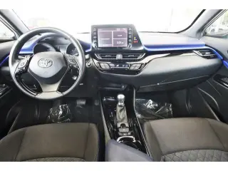 Toyota C-HR 2021 LE 4dr Crossover