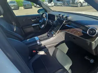 Mercedes-Benz GLC 2024 GLC 300 4dr SUV