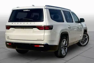 Jeep Wagoneer 2022 4x4 Series III Carbide 4dr SUV