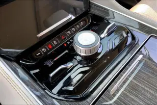 Jeep Wagoneer 2022 4x4 Series III Carbide 4dr SUV