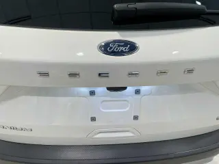 Ford Escape Hybrid 2020 AWD Titanium 4dr SUV