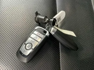 Ford Escape Hybrid 2020 AWD Titanium 4dr SUV