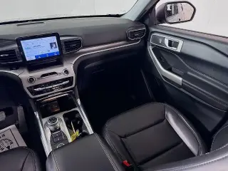 Ford Explorer 2023 AWD XLT 4dr SUV