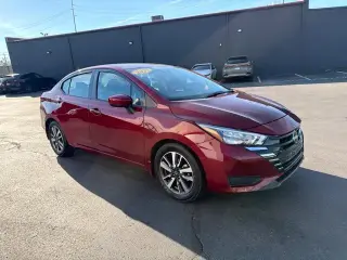 Nissan Versa 2025 SV Sedán de 4 puertas